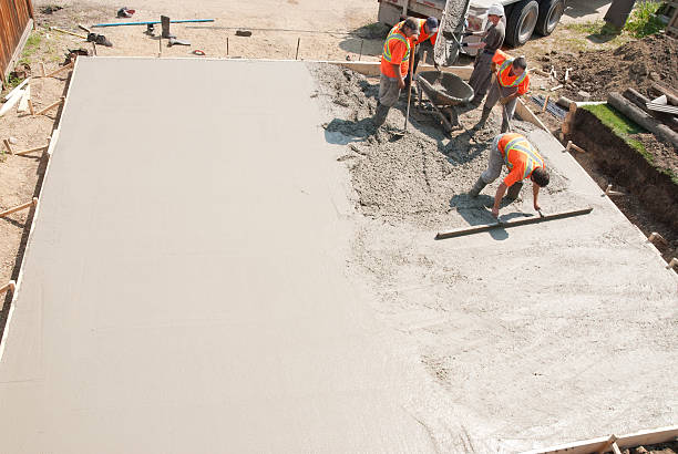  Plantsville, CT Concrete contractor Pros